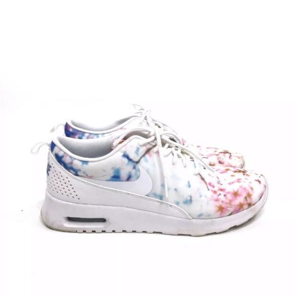 Nike Shoes - Nike RARE speckled Runners